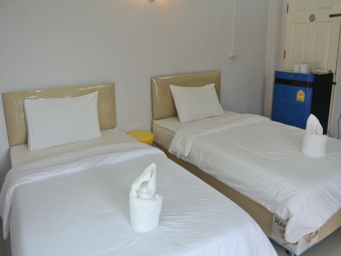 Baan Suan Karn Resort Удон Тани Екстериор снимка